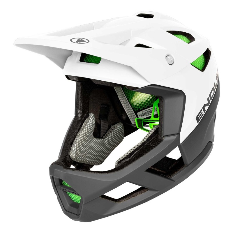 Compra Casco Endura MT500: Seguridad y Estilo en Blanco y Gris