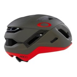 Compra Casco Oakley ARO5 Race MIPS: Ligero y Seguro
