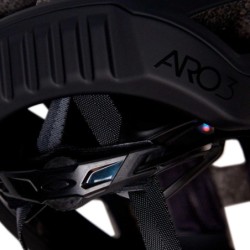 Compra Casco Oakley ARO3 MIPS: Seguridad y Estilo en Negro