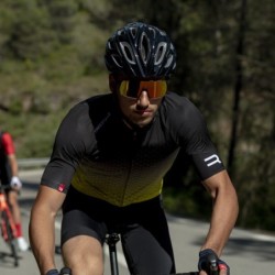 Casco DPV Andromeda Negro Gris: ¡Seguridad y Estilo! Compra Ya