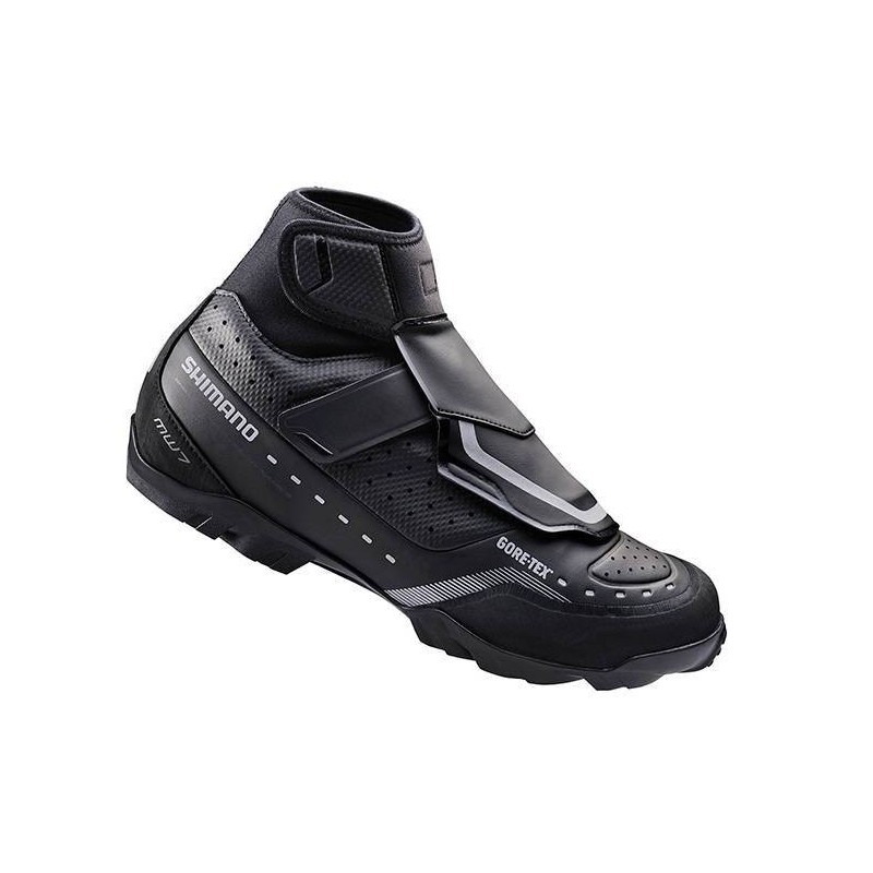 Zapatillas Shimano MW7 + Pedales M520: ¡Rendimiento y Estilo!