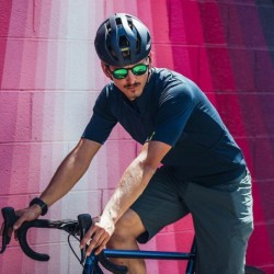 Compra Casco Mavic Comete Ultimate MIPS Negro: Seguridad y Estilo