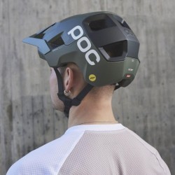 Compra Casco POC Kortal Race MIPS Verde Pino - ¡Seguridad y Estilo!
