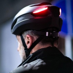 Casco Lumos Ultra Negro: Seguridad y Estilo - ¡Compra Ahora!